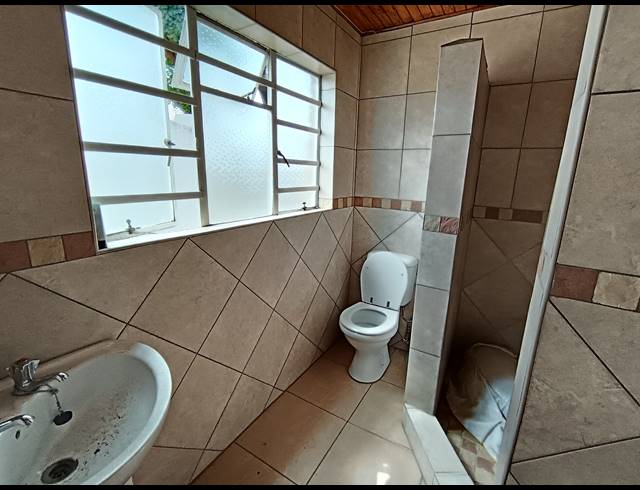 3 BEDROOM HOUSE FOR SALE IN BRACKENHURST
